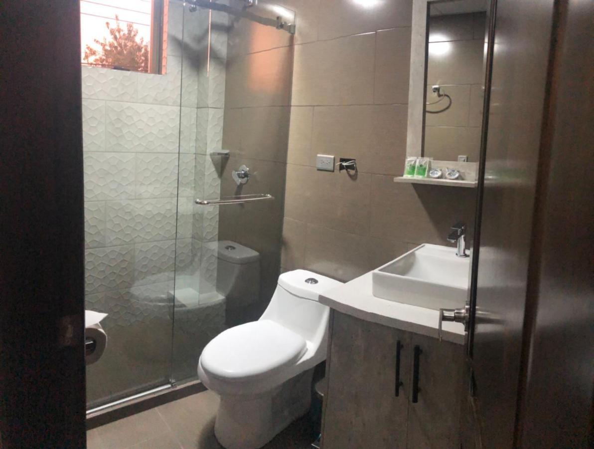 Stelar Hostal Cuenca Buitenkant foto