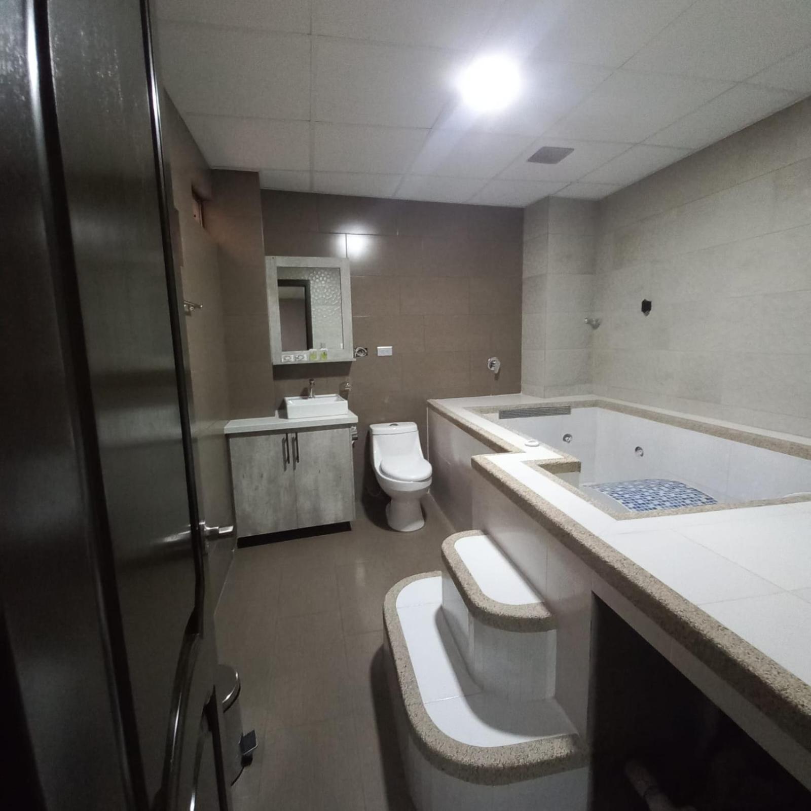 Stelar Hostal Cuenca Buitenkant foto