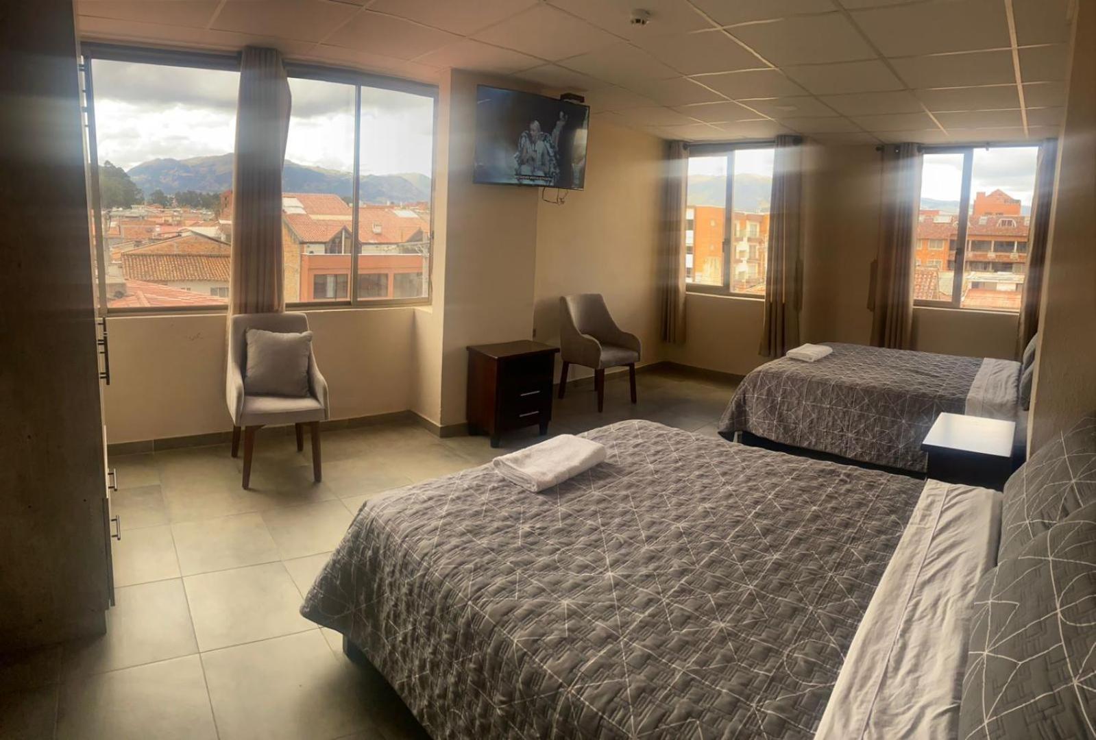 Stelar Hostal Cuenca Buitenkant foto
