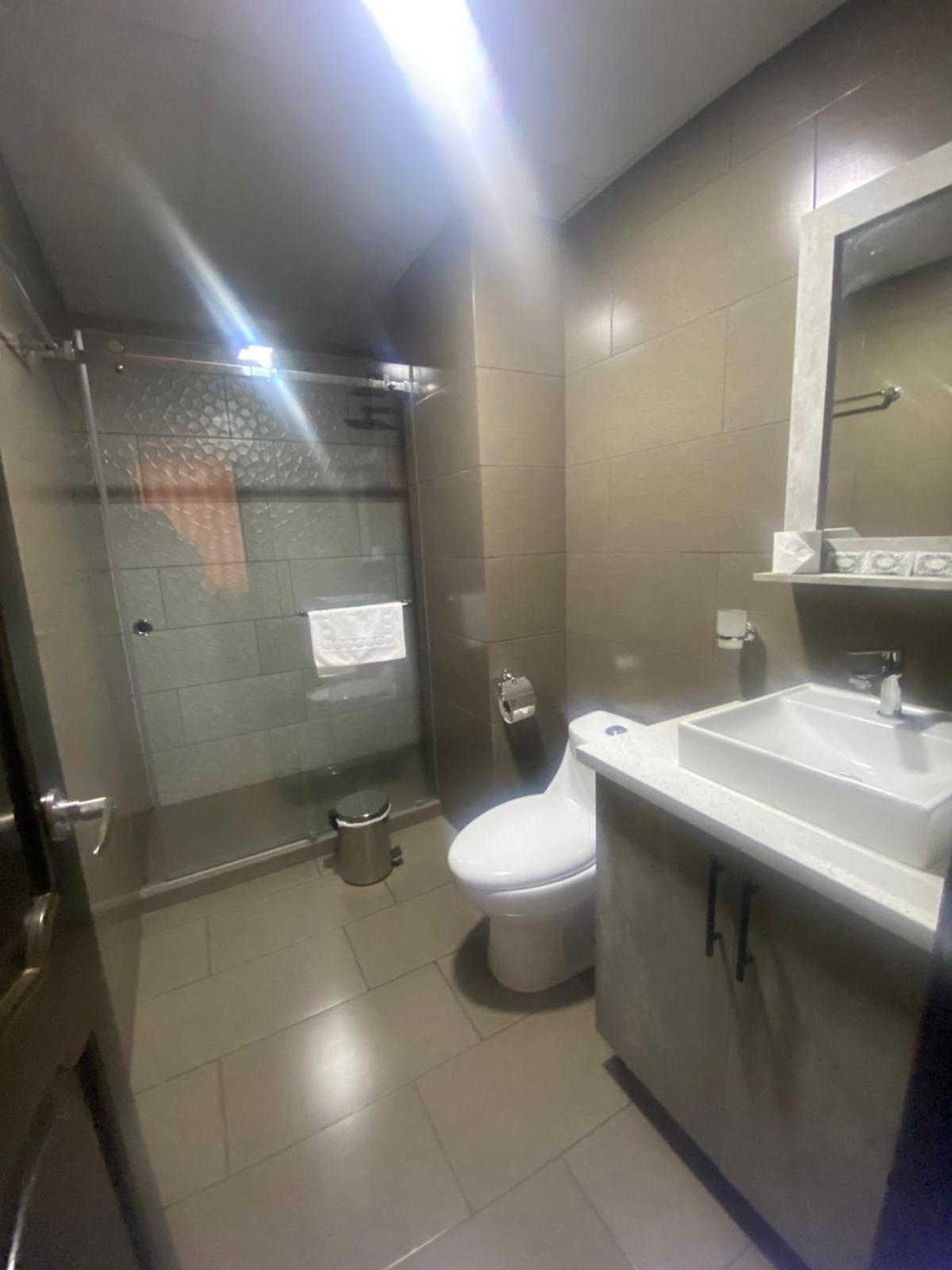Stelar Hostal Cuenca Buitenkant foto
